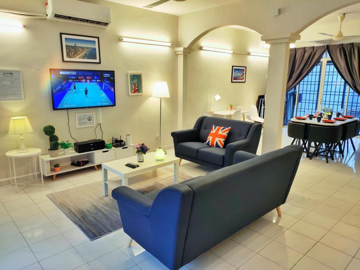 Semi-Detached, Up To 21 Pax, 4 Bedrooms, 3 Bathrooms, 4 Car Parks By Star Home Bayan Lepas Esterno foto